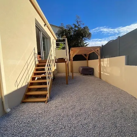 Holiday home Climatisee Avec Wi-fi Et Parking A - Fr-1-503-182